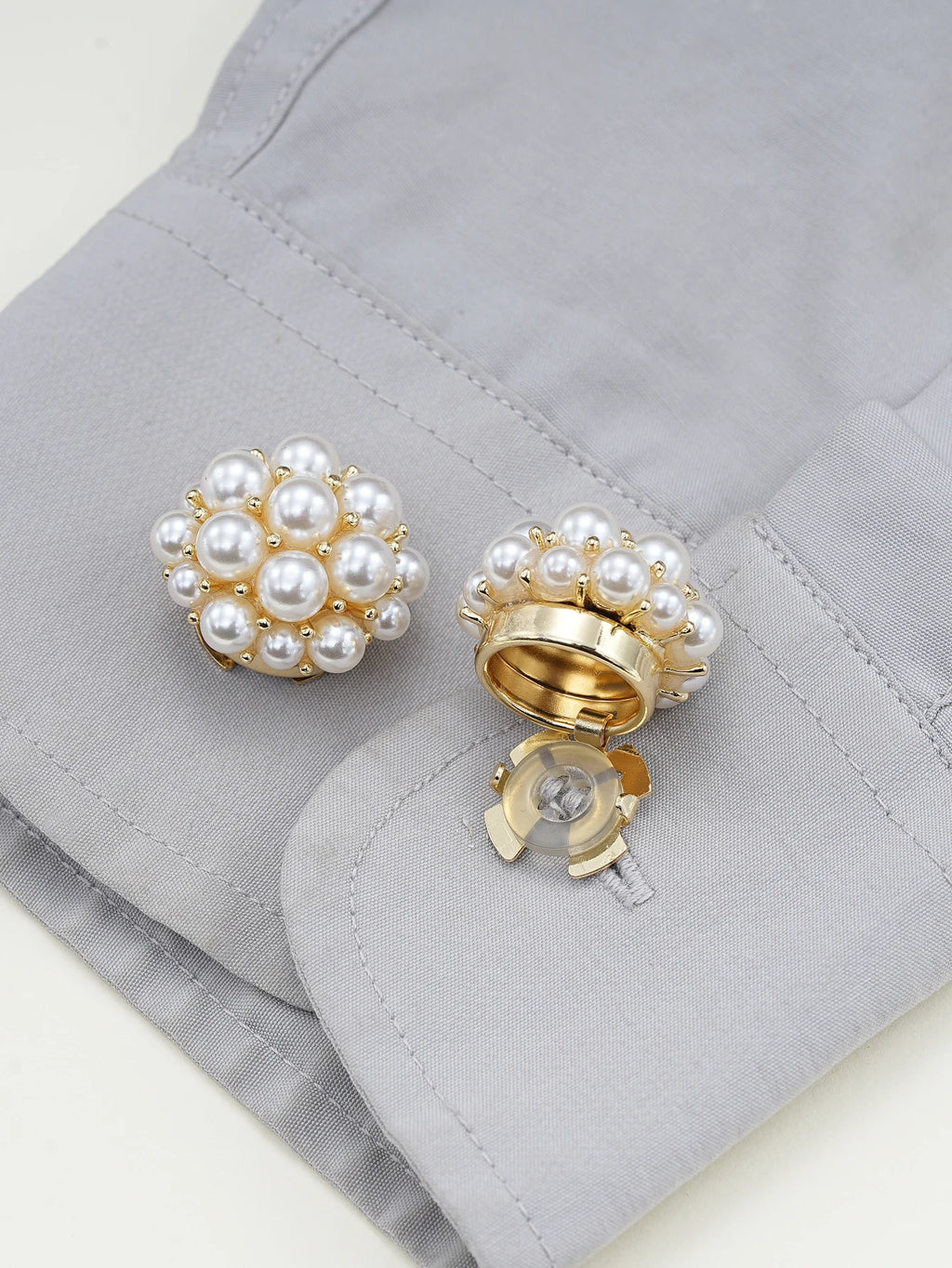 https://ae-pic-a1.aliexpress-media.com/kf/Se20934150b744b369bf046682185a34ew/1-2-4-10pcs-Rhinestone-Cufflinks-Luxury-Button-Cover-Shirt-Button-Clip-for-Women-Dresses-Decorative.jpg