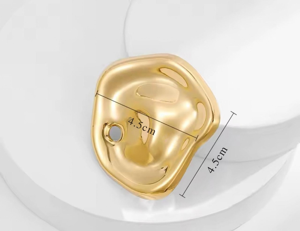 Broche Geométrico Banhado a Ouro 18k - Elegância e Estilo