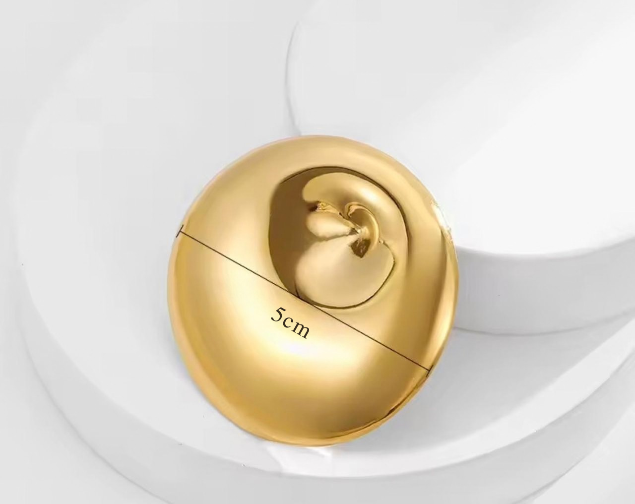 Broche Geométrico Banhado a Ouro 18k - Elegância e Estilo