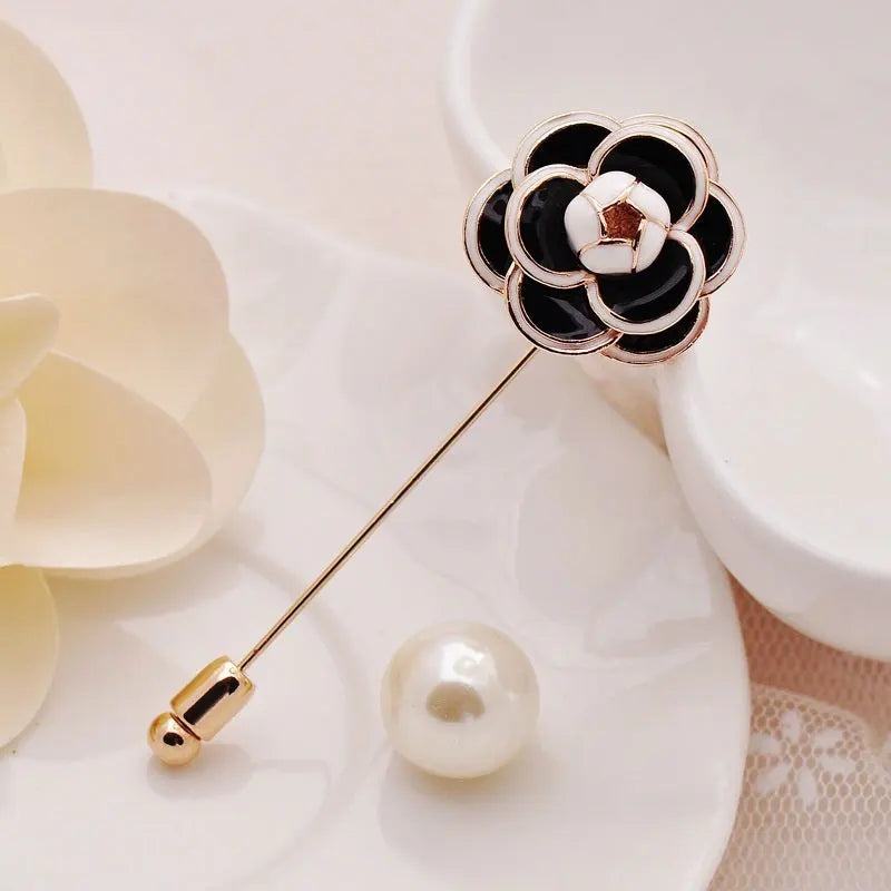 Broche Camélia Flor com Pérola Acessório Feminino Elegante
