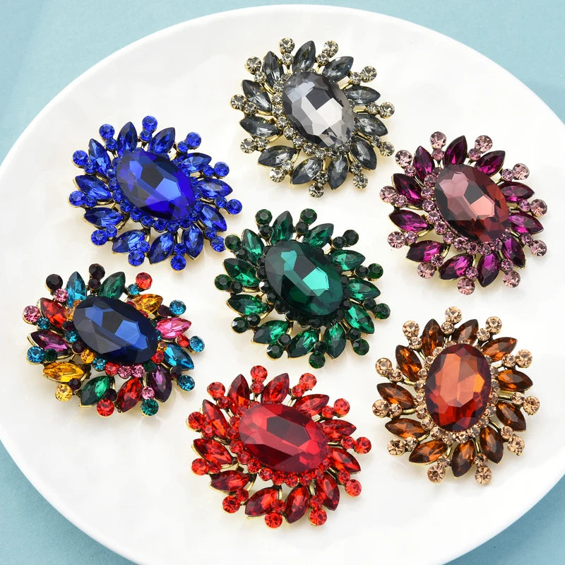 Wuli & baby Broches de flores redondas de cristal para mulheres unissex 7 cores clássico flor festa broche de escritório presentes