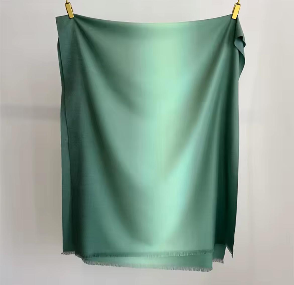 Xale Cachecol Feminino Gradiente Elegante e Aconchegante