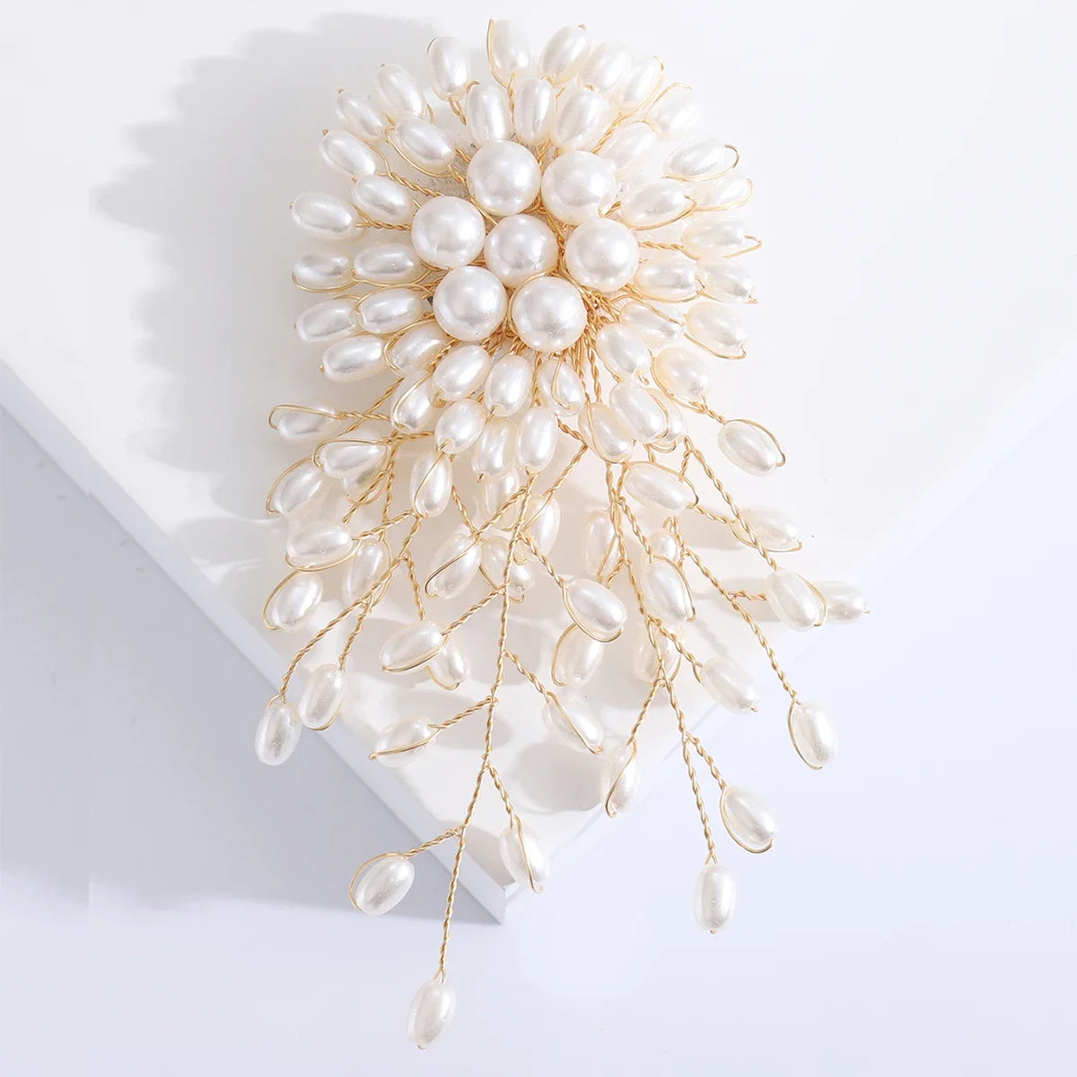 https://ae01.alicdn.com/kf/Sd51f720b2fae4b808f842396bf41dd02I/Pearl-Handwoven-Flower-Brooches-for-Women-Unisex-Rope-Plant-Pins-Office-Party-Friend-Gifts-Jewelry-Accessories.jpg