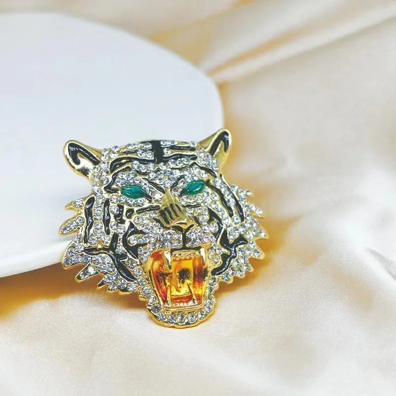 https://ae01.alicdn.com/kf/S71c3209df6fa464bbe8d2d78444fa2058/Rhinestone-Roaring-Tiger-Brooches-Women-Men-Big-Tiger-Head-Party-Casual-Brooch-Pins-Gifts.jpg