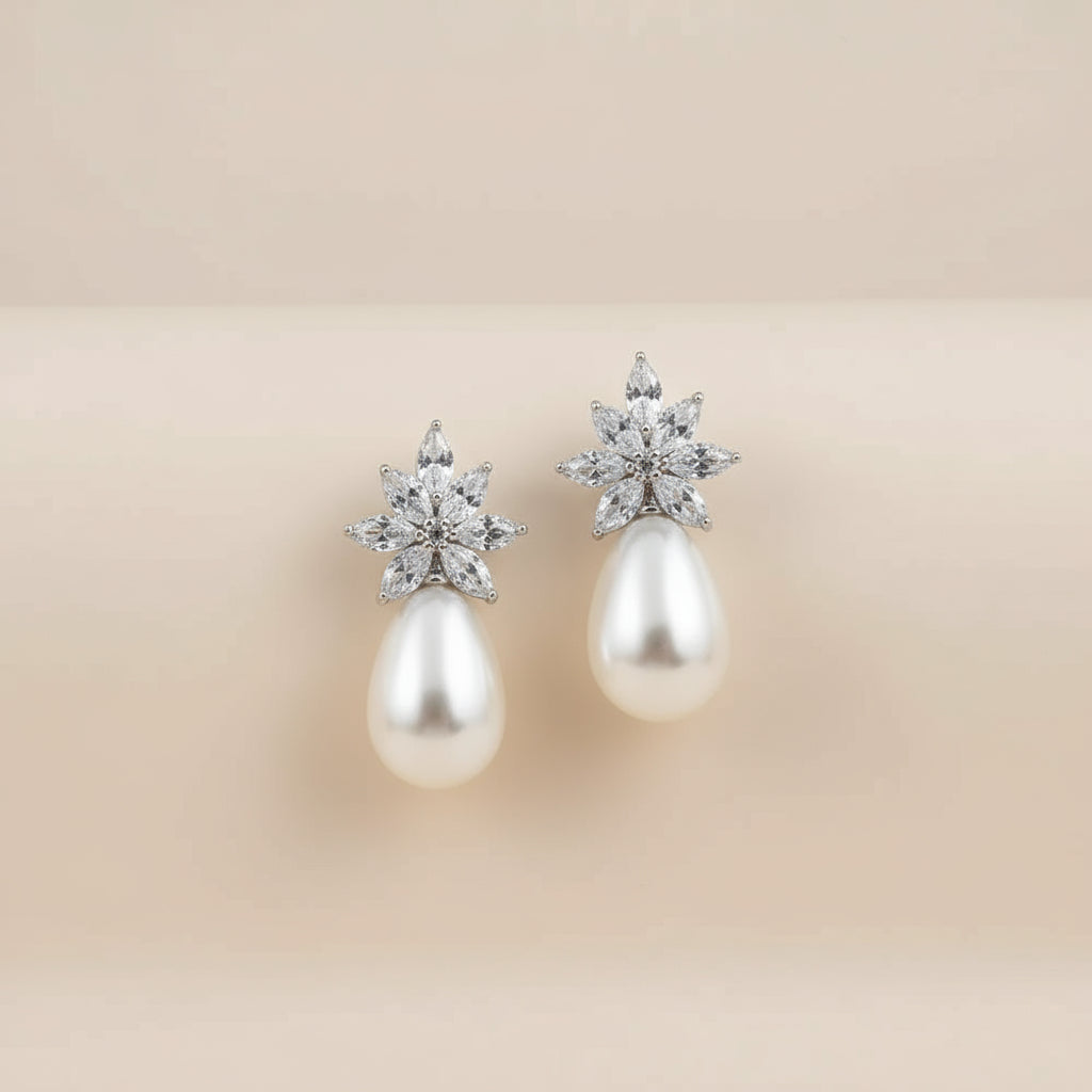 Zakol elegante 12mm imitação de pérola gota de água brincos pendurados para mulheres faísca flor casamento noiva joias da moda