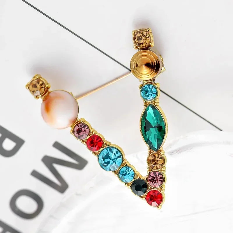 Nova chegada inglês carta palavra broche colorido strass cristal lapela pinos para mulheres camisola terno broche festa jóias presentes