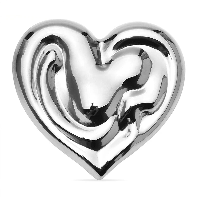 Broche Coração em Aço Design Elegante Feminino