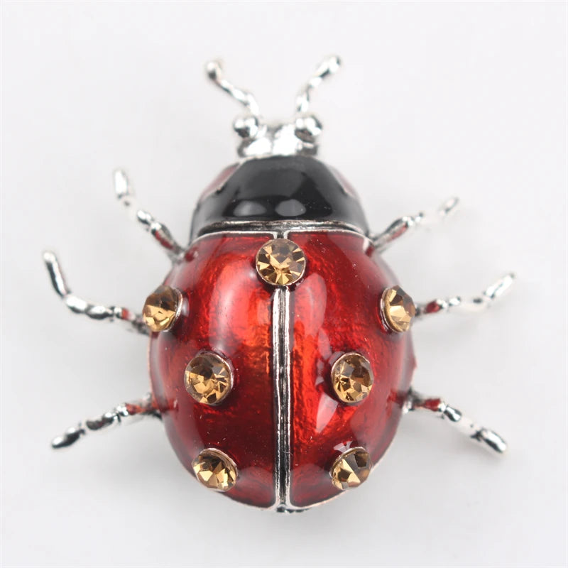 Personalidade criativa dos desenhos animados novo broche moda sete estrelas joaninha senhora corsage pino