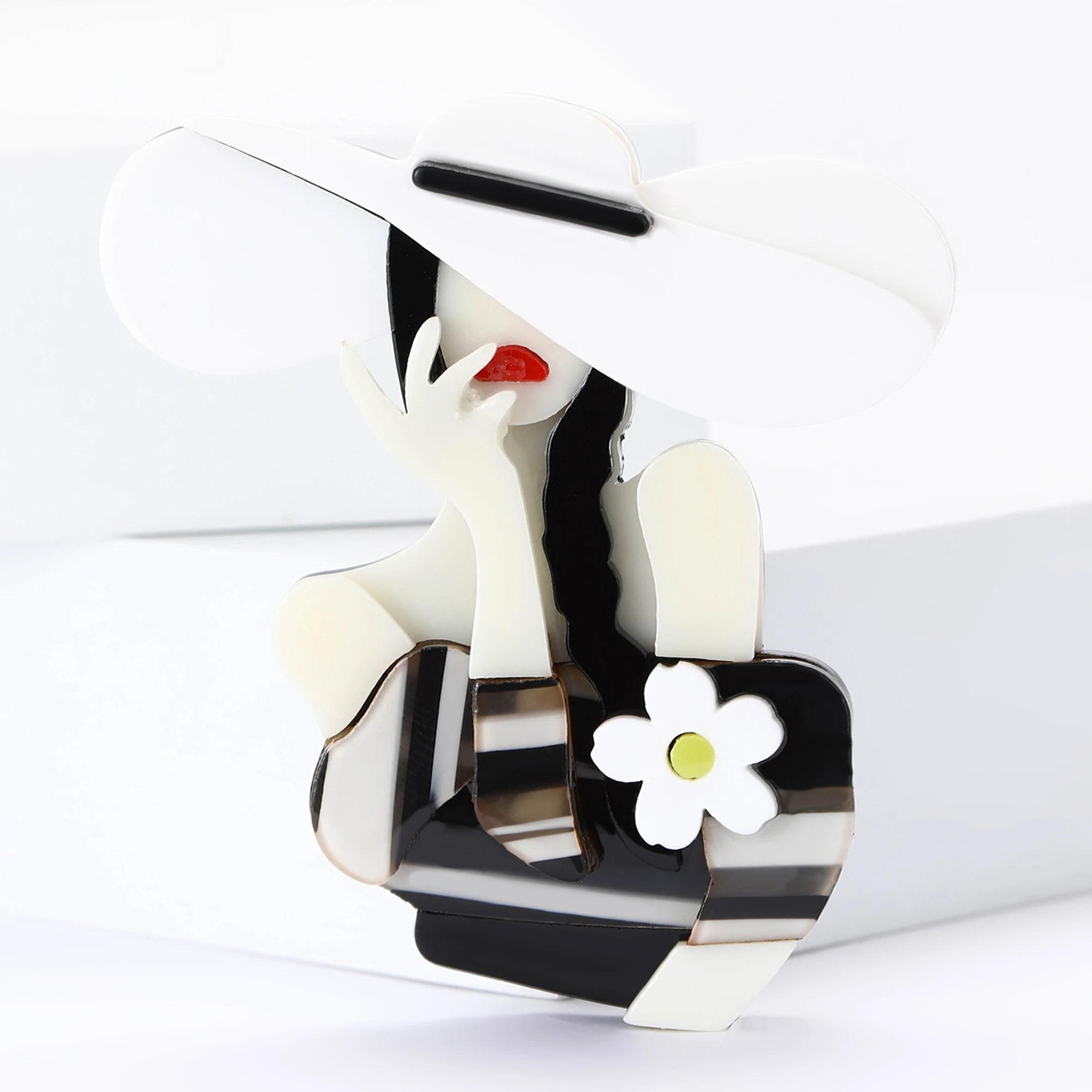Broche Feminino Rosto Personagem Acrílico Elegante