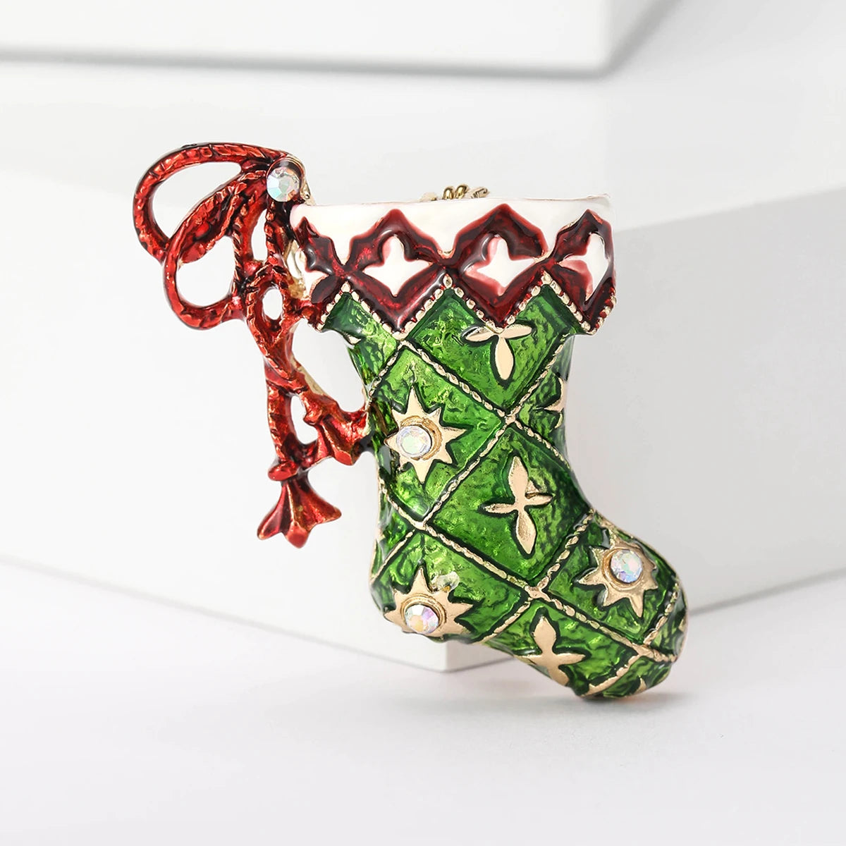 Broche Meia de Natal com Strass Design Elegante Feminino