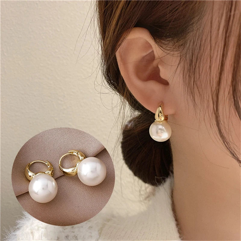 2022 novo bonito pérola studs hoop brincos para mulheres cor de ouro eardrop minimalista minúsculo huggies aros casamento moda jóias
