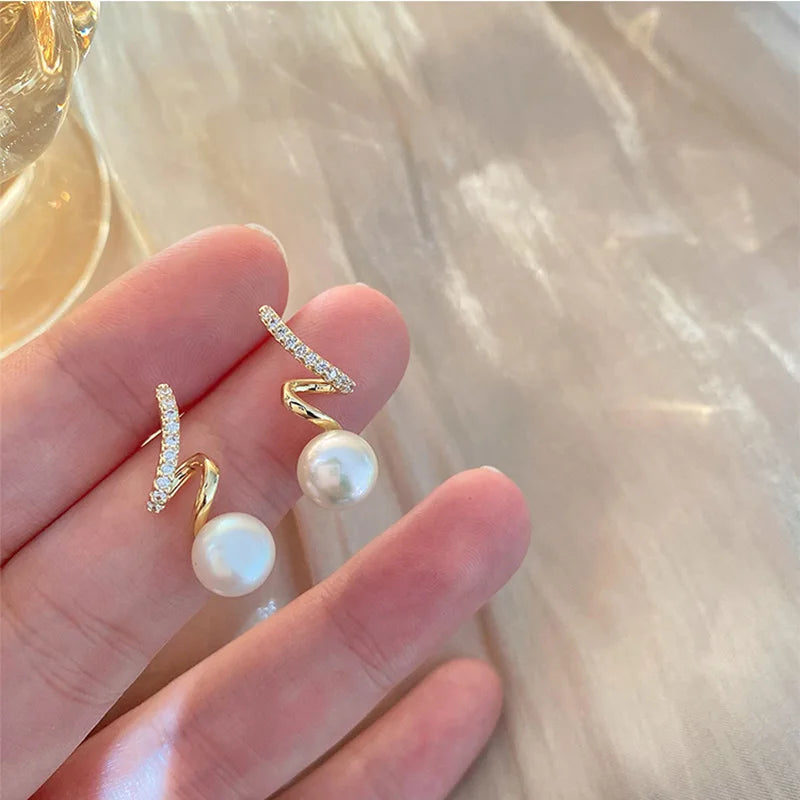 2022 novo bonito pérola studs hoop brincos para mulheres cor de ouro eardrop minimalista minúsculo huggies aros casamento moda jóias