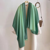 Novo inverno xale cachecóis envoltório 2025 design gradiente cachecol feminino moda quente pashmina femal poncho neckerchief echarpe bandana
