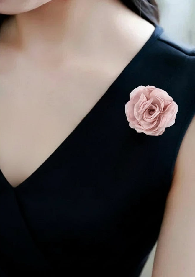 Korean Silk Yarn Fabric Flower Broche para mulheres, camisa Lapel Pin, broches, casaco elegante, crachá da camisola, roupas luxuosas, acessórios