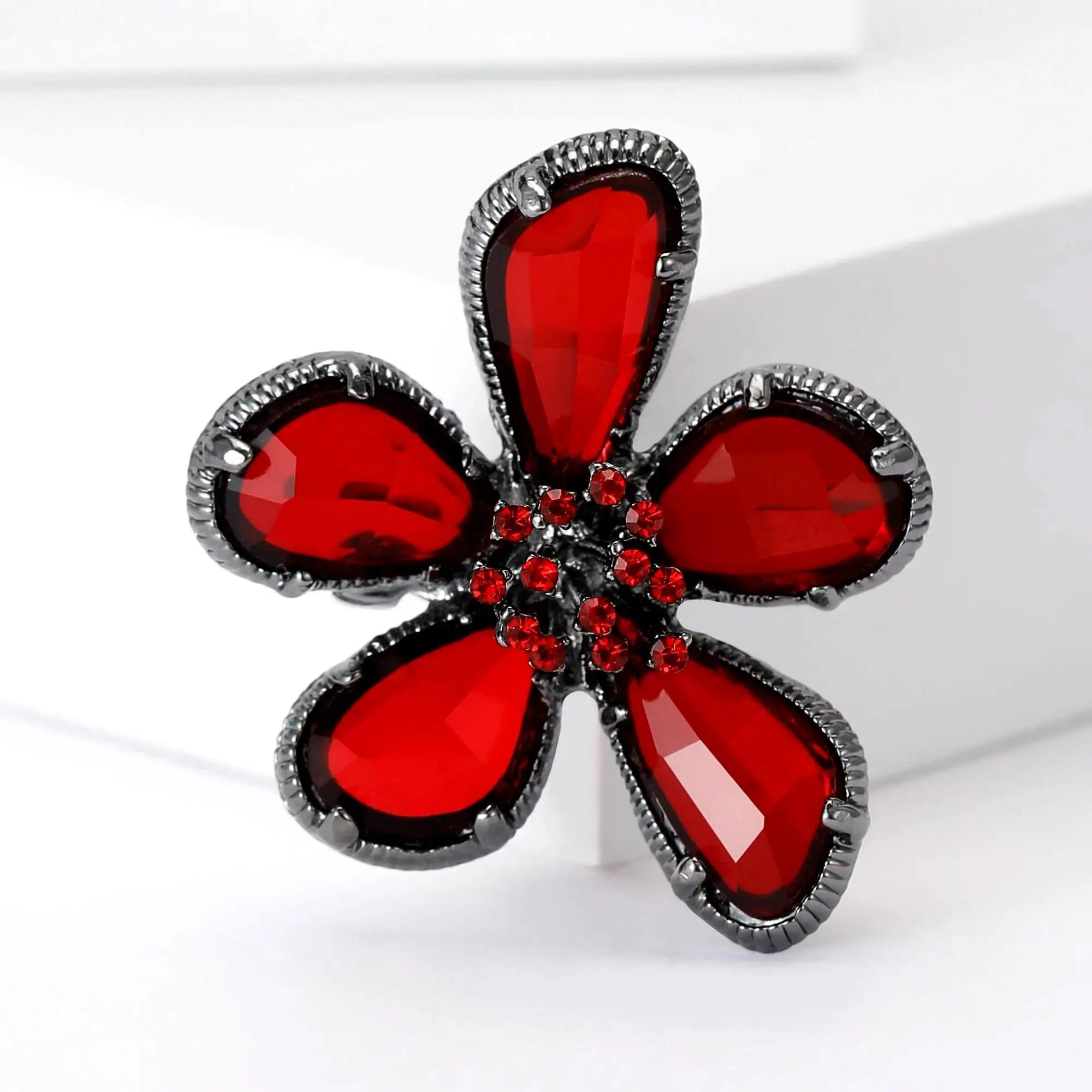 Broche de Flor em Strass e Cristal para Acessórios Premium