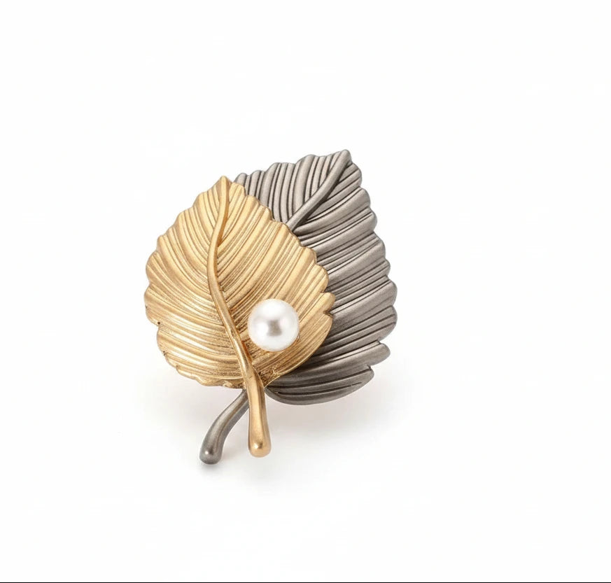 Broche Folha de Bordo Vintage com Strass Design Elegante Feminino