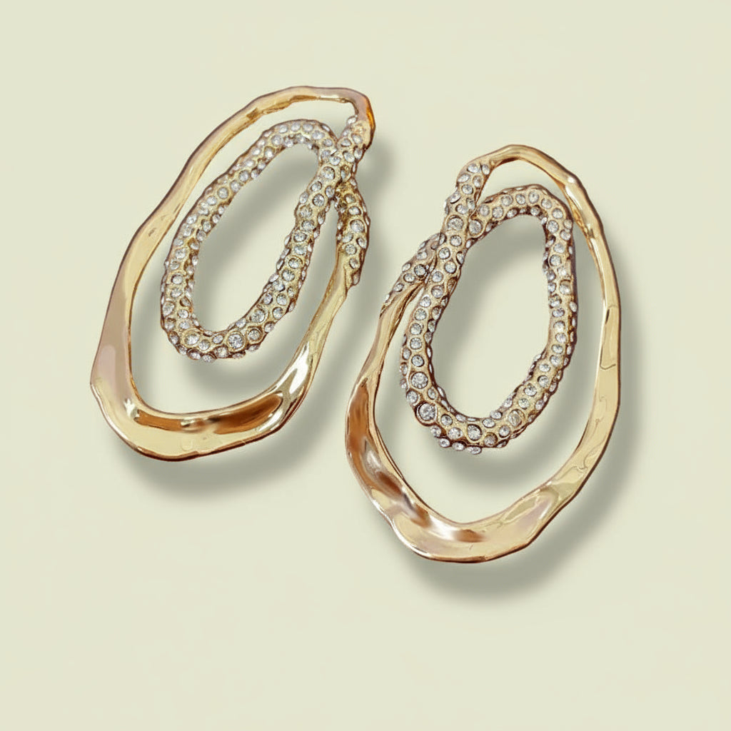 Brincos Ovais de Strass Elegantes