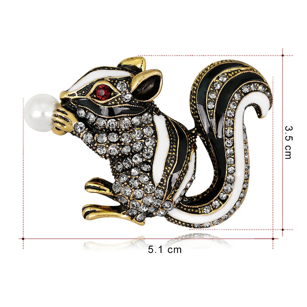 Broche Esquilo com Strass Elegante Feminino Detalhe Pedraria Luxo