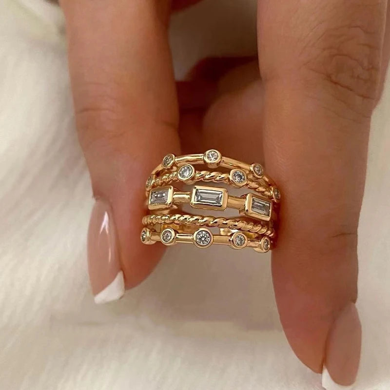 2024 Nwe Anéis de sol banhados a ouro 18 K de aço inoxidável para mulheres pedra natural incrustada em anel de textura de metal oco joias da moda