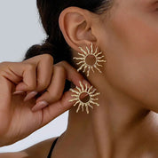 Retro exagerado girassol cor de ouro brincos de metal para mulheres presente de festa de férias ol moda jóias acessórios de orelha
