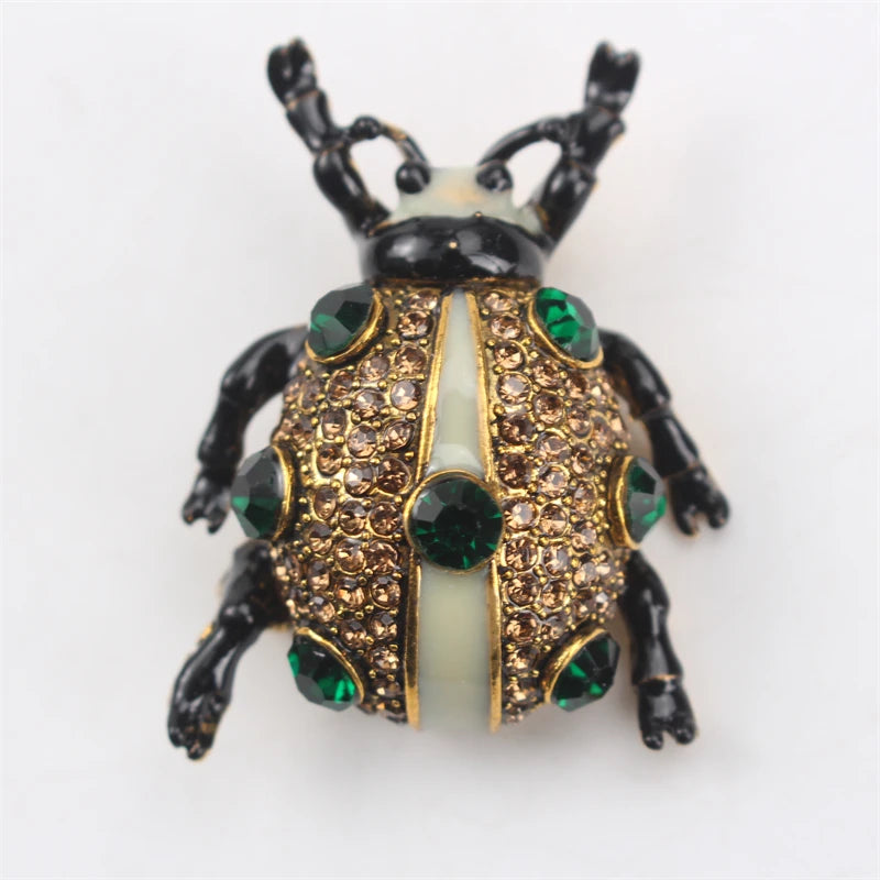 Personalidade criativa dos desenhos animados novo broche moda sete estrelas joaninha senhora corsage pino