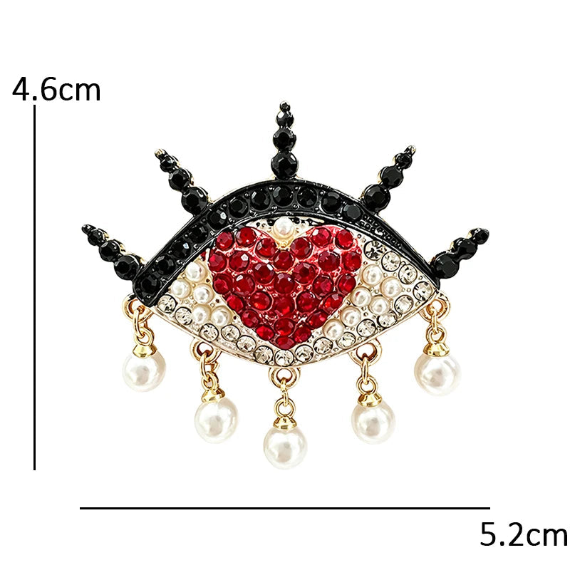 Broche Olho com Coração e Pérolas Design Charmoso Feminino