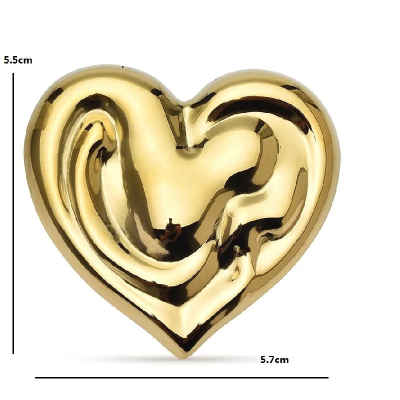 Broche Coração em Aço Design Elegante Feminino