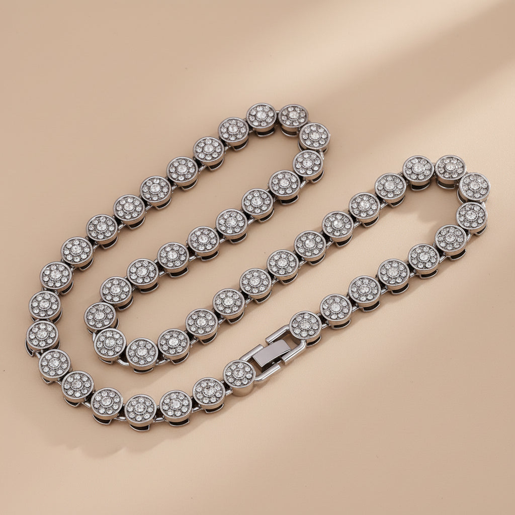 Luxuoso e requintado colar de aço inoxidável com diamante em forma de coração para correspondência diária de joias da moda