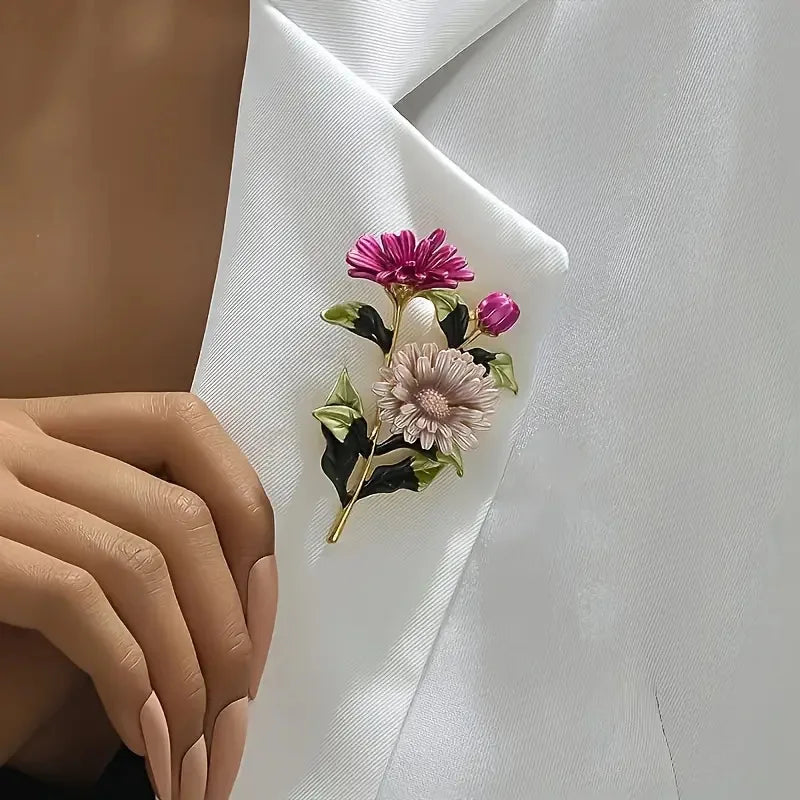 Broche Flor Dupla Esmaltada Design Elegante Feminino