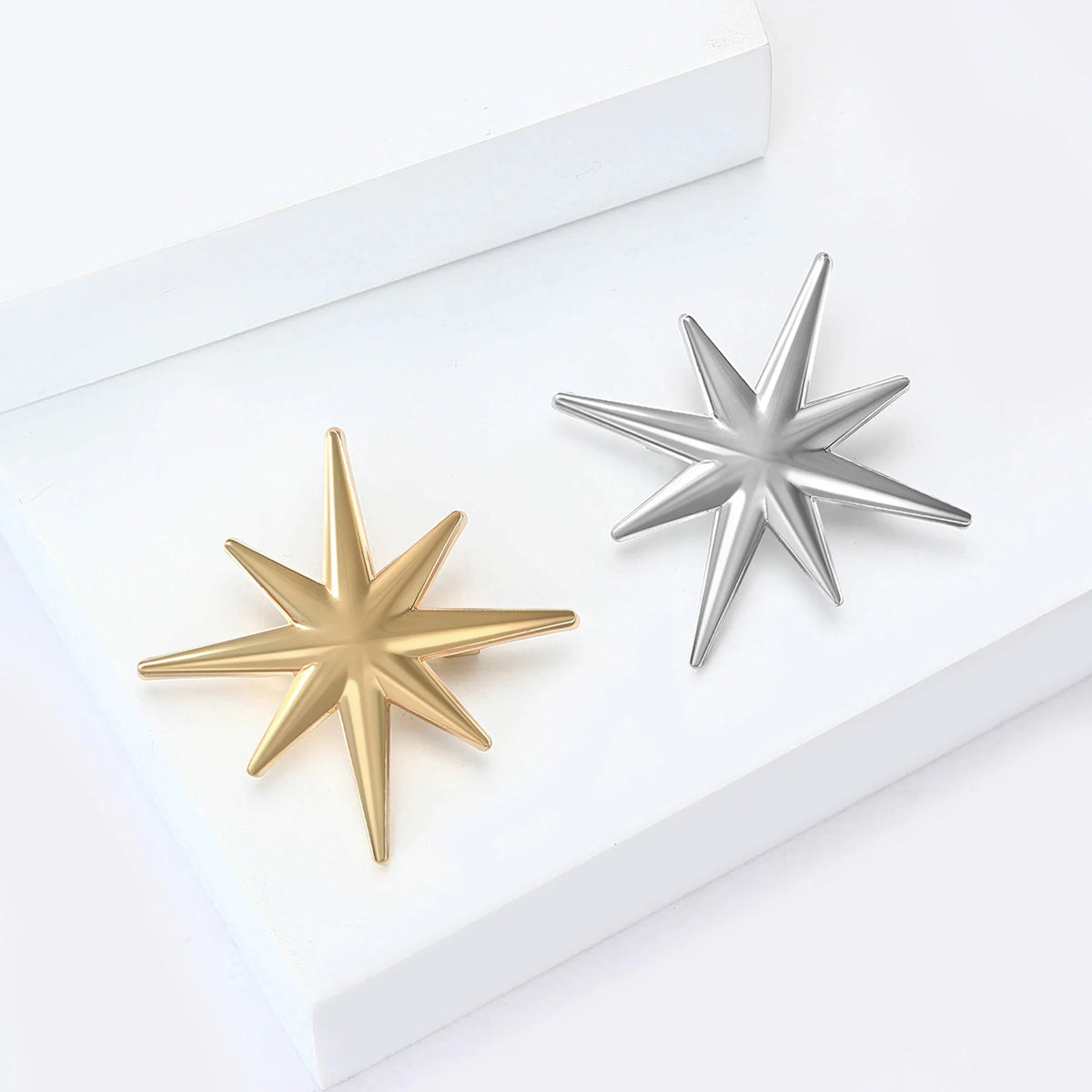 Broche Lua com Strass Design Elegante Feminino