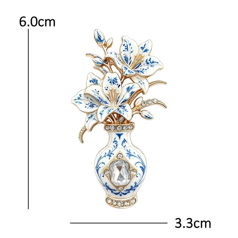 Broche Vaso de Lírios com Strass Design Elegante Feminino