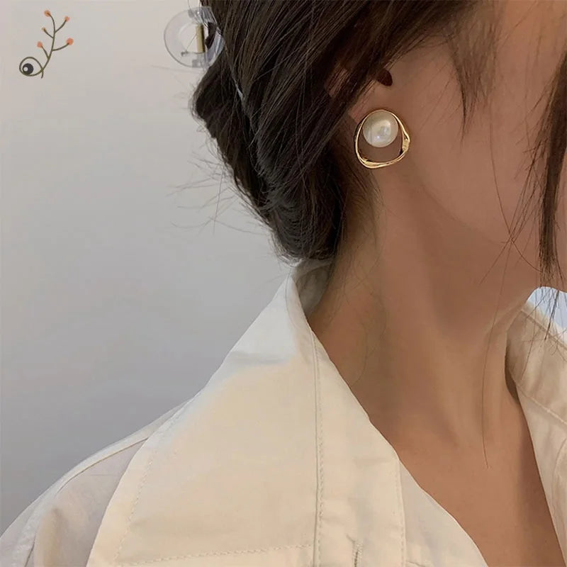2022 novo bonito pérola studs hoop brincos para mulheres cor de ouro eardrop minimalista minúsculo huggies aros casamento moda jóias