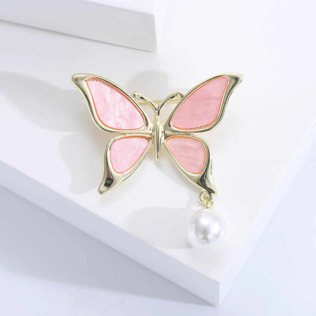 Moda concha borboleta broches para mulheres strass inseto pinos evento festa presentes nova mochila decoração roupas acessórios