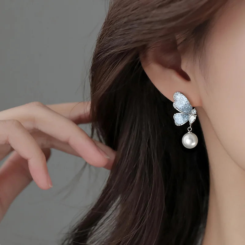 Ponykiss 925 prata esterlina zircão pérola borboleta brincos para mulheres bonito inseto jóias finas luz acessórios de luxo