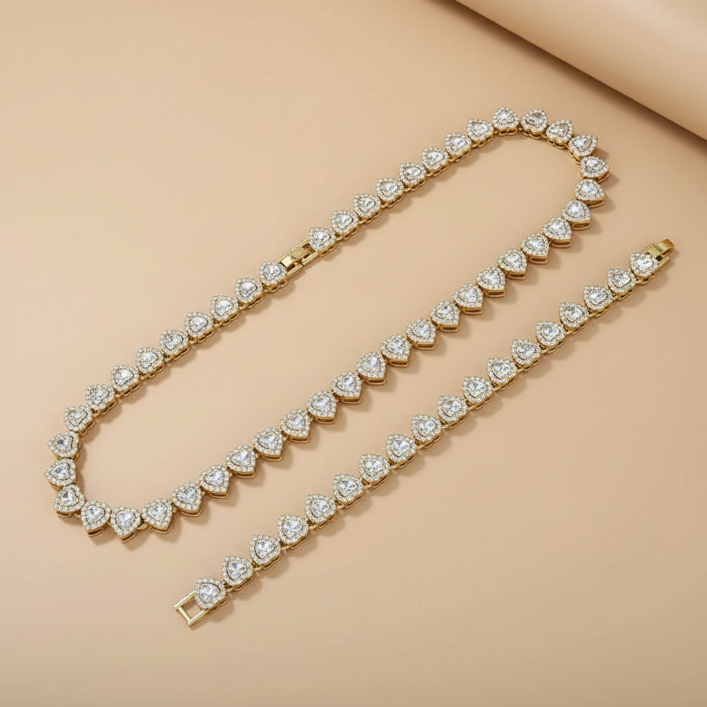 Luxuoso e requintado colar de aço inoxidável com diamante em forma de coração para correspondência diária de joias da moda