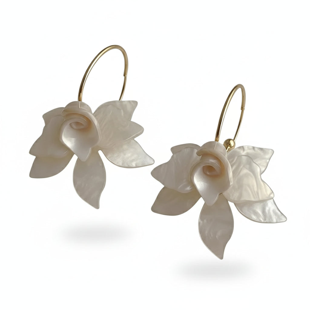 C forma de metal acrílico pétala brincos estilo europeu americano personalizado moda brincos senhoras meninas acessórios viagem