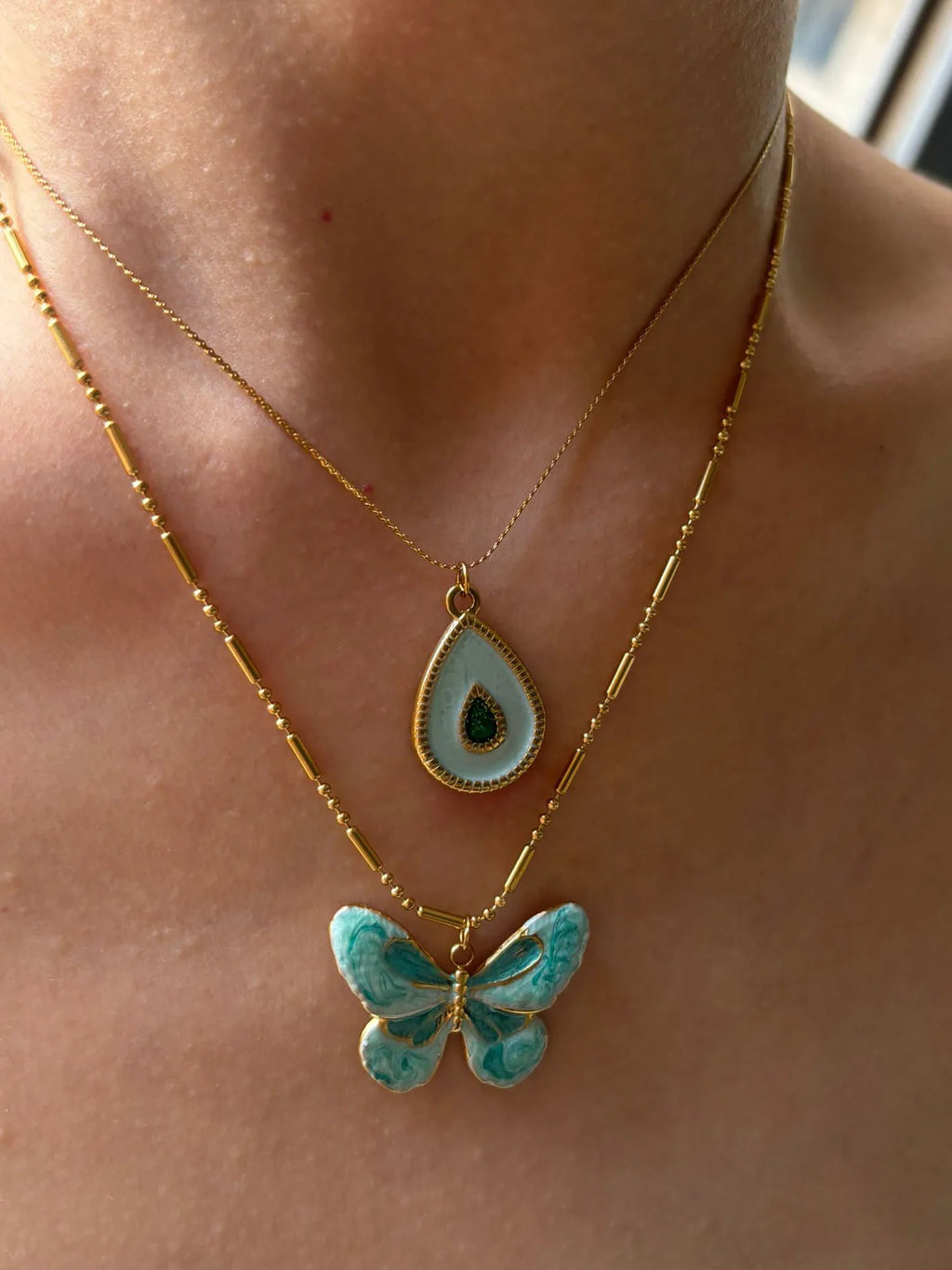 GHIDBK Bonito Simples Azul Esmalte Waterdrop Borboleta Pingente Colares para Mulheres Nova Moda Jóias de Aço Inoxidável Presentes de Festa
