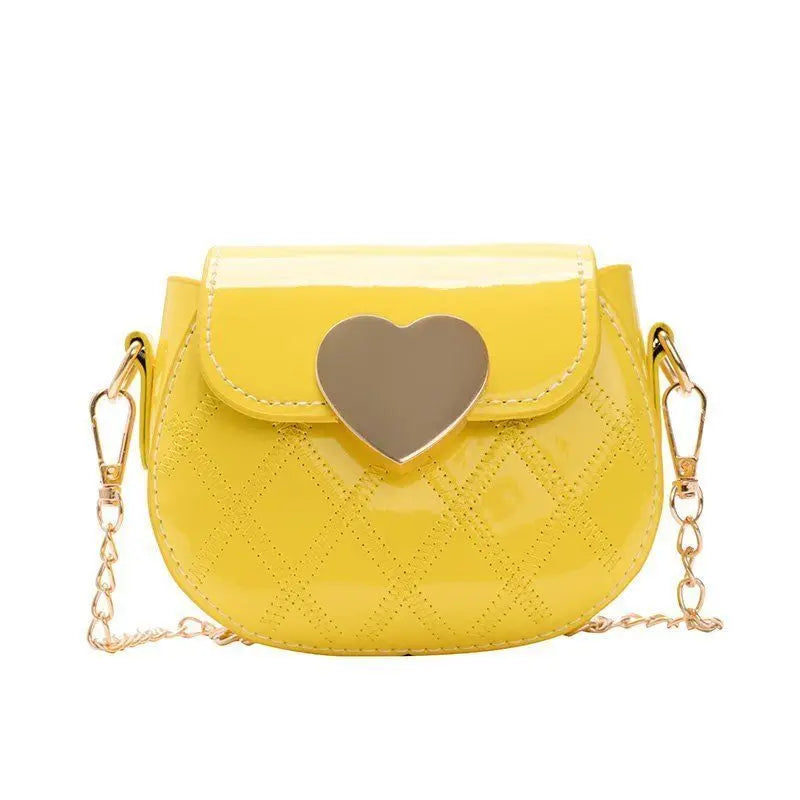 Couro de patente do bebê meninas sacos de ombro bonito coração das crianças mini crossbody saco moda crianças corrente moeda bolsa bolsas carteira