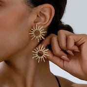 Retro exagerado girassol cor de ouro brincos de metal para mulheres presente de festa de férias ol moda jóias acessórios de orelha