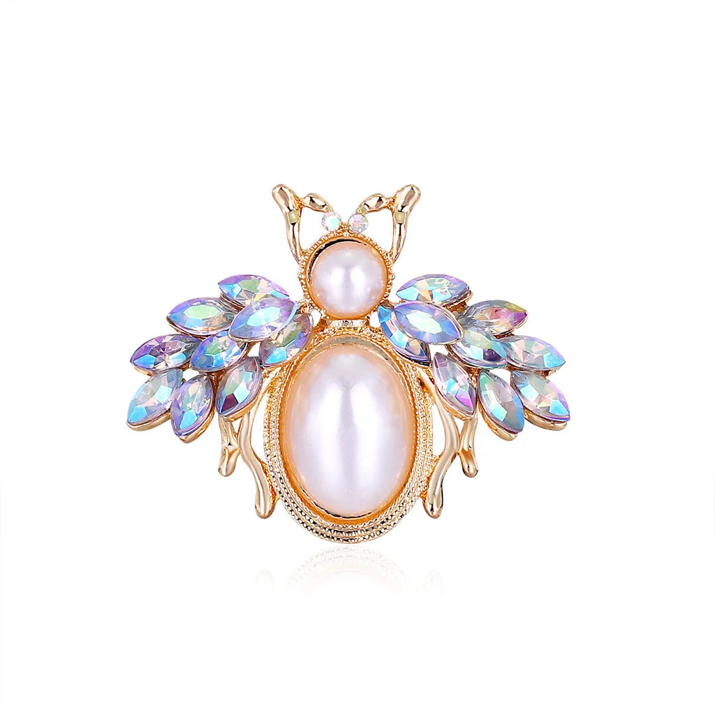 Broche Abelha Elegante com Pérolas e Strass Detalhe Premium