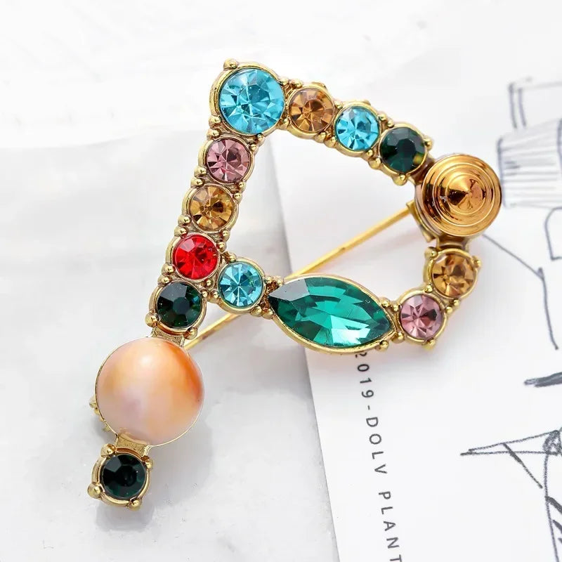 Nova chegada inglês carta palavra broche colorido strass cristal lapela pinos para mulheres camisola terno broche festa jóias presentes
