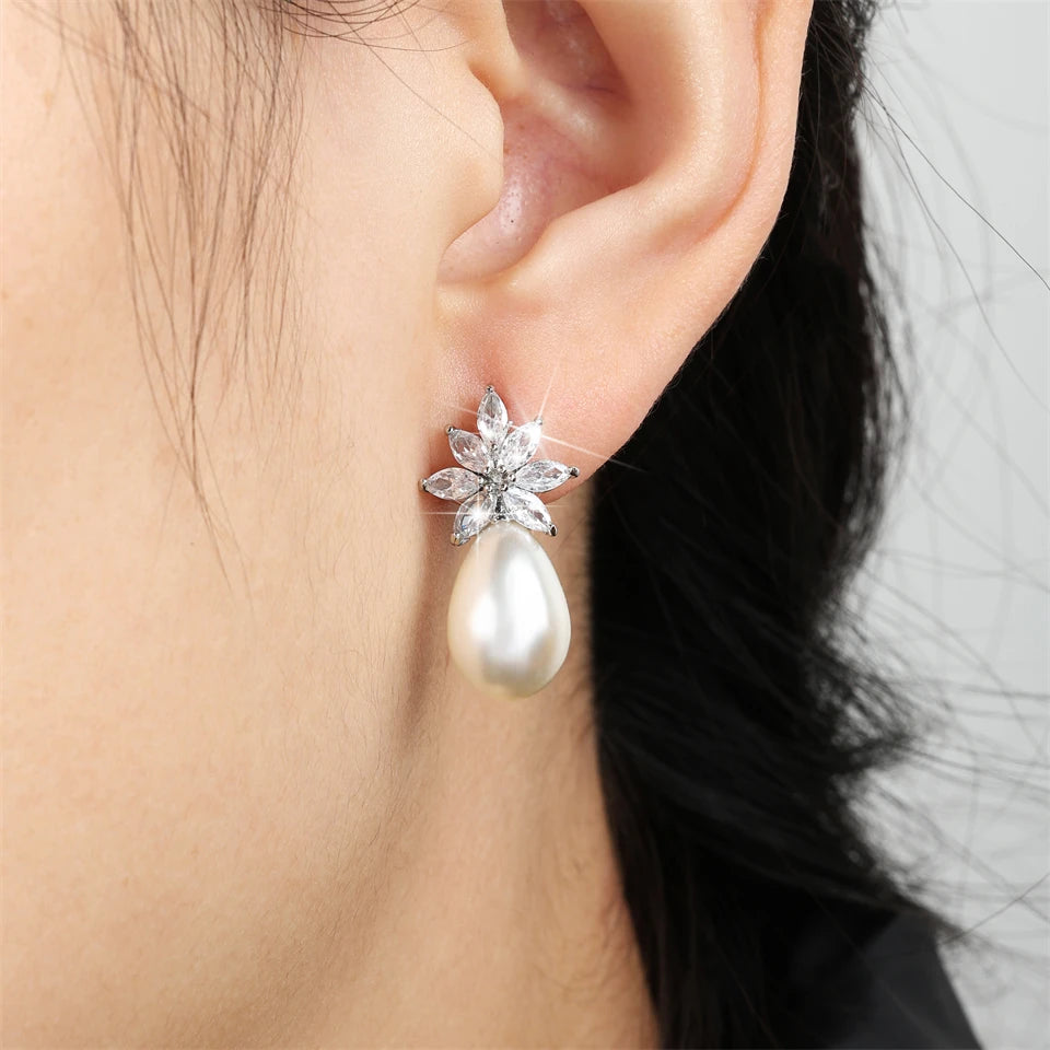 Zakol elegante 12mm imitação de pérola gota de água brincos pendurados para mulheres faísca flor casamento noiva joias da moda