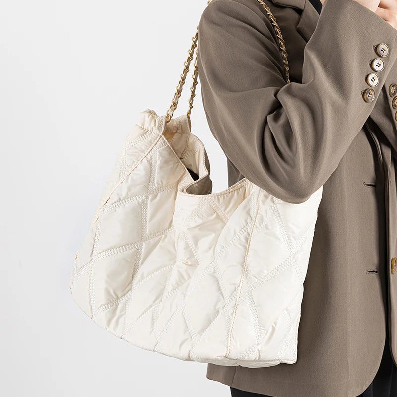 Casual lingge acolchoado bolsas de ombro femininas designer correntes acolchoadas senhora bolsas náilon grande capacidade sacola grandes sacos inchados 2023