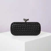 Bolsa de mão de noite dourada para mulheres, bolsa de couro e linha brilhante, elegante, feminina, com nó de metal, bolsa de festa