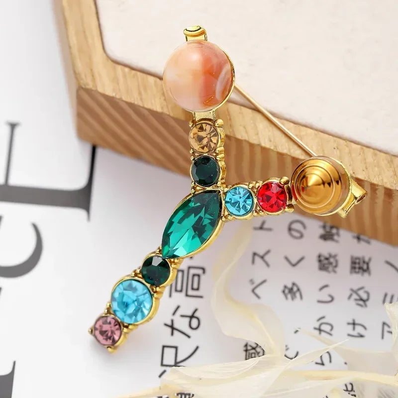 Nova chegada inglês carta palavra broche colorido strass cristal lapela pinos para mulheres camisola terno broche festa jóias presentes