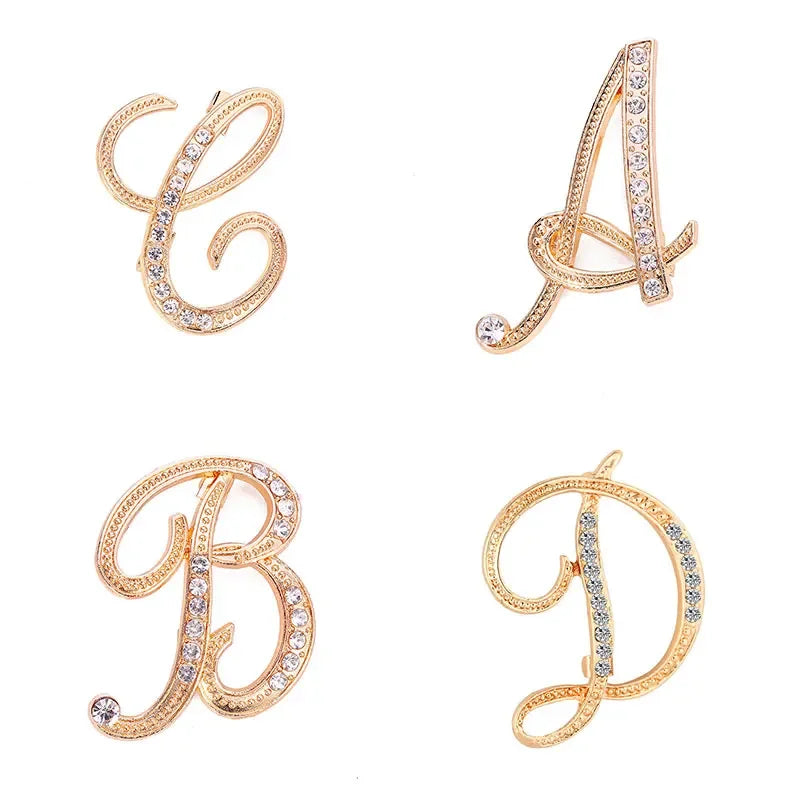 Broche de Letra com Strass Cristal Dourado Elegante