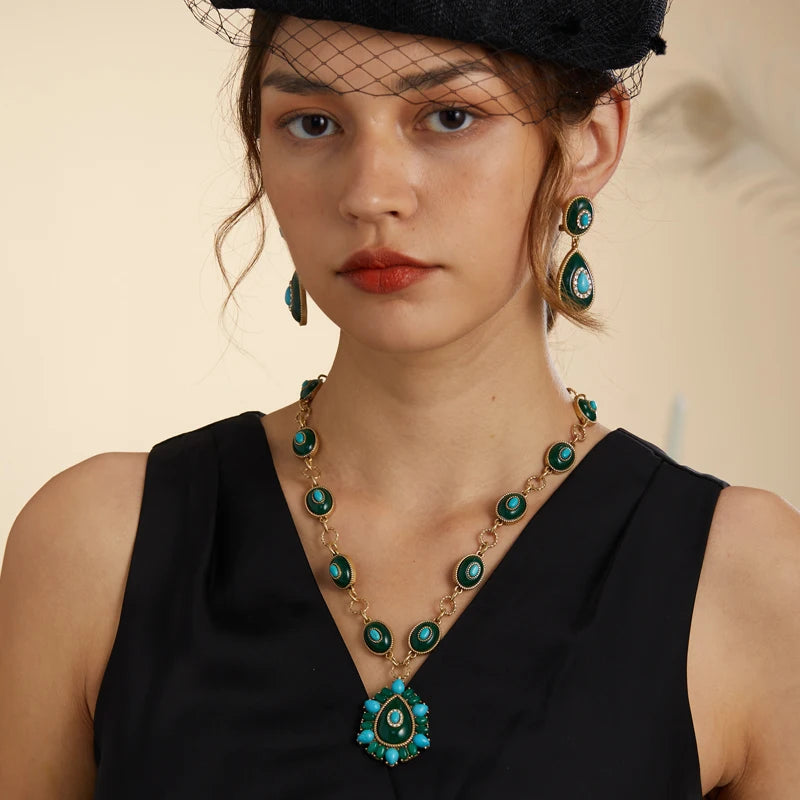 Retro verde colar vintage pedra natural pingentes encantos para mulheres olho frisado cor de ouro antigo jóias presente dia das mães 2025
