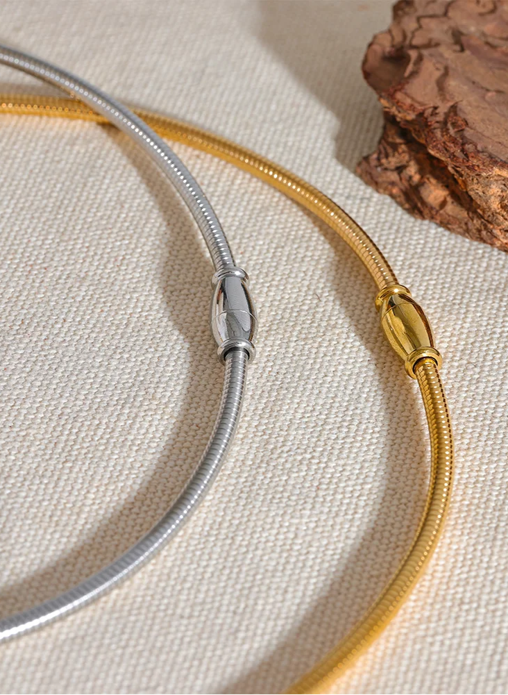 Yhpup gargantilha popular de aço inoxidável à prova d'água, colar leve feminino, declaração de metal banhado a ouro 18K, joias da moda da moda