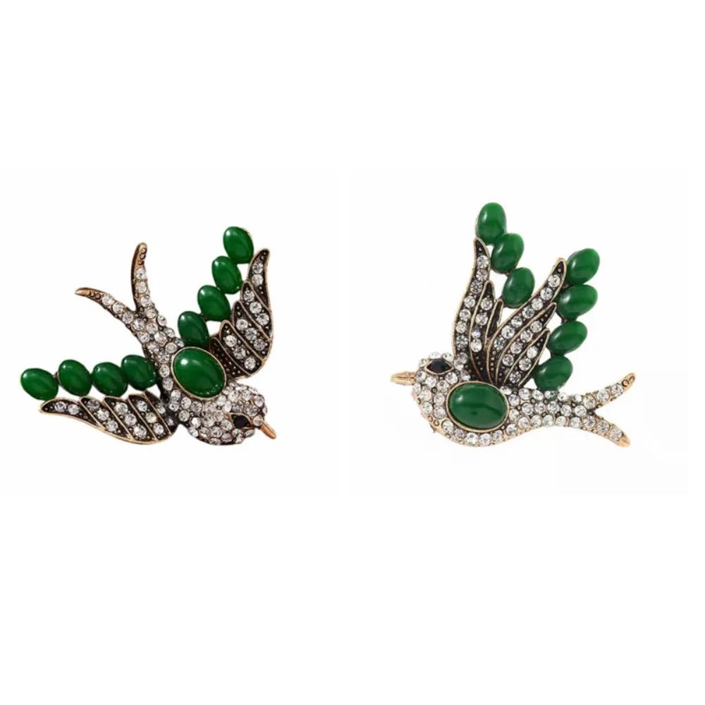 Broche Andorinha com Strass Design Elegante Feminino