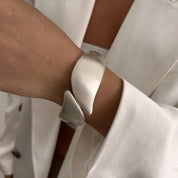 Ingemark Classic Vintage Matte Irregular Heavy Metal Chunky Wide Cuff Bangles Women Punk Gold Color Spring Bracelet Men Jewelry